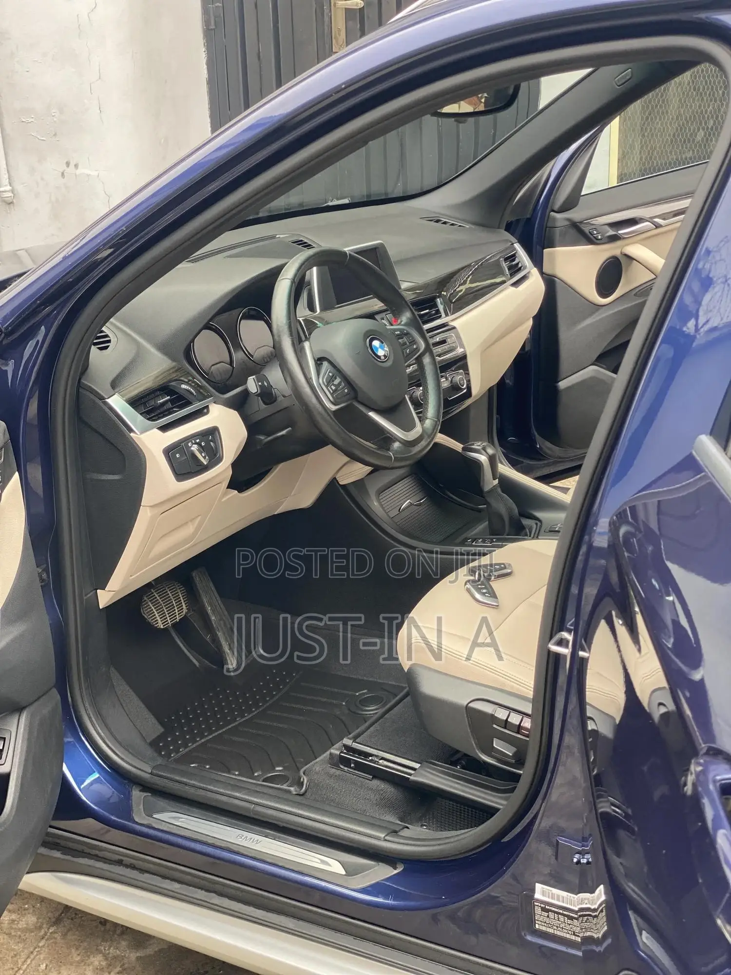 BMW X1 sDrive28i FWD 2019 Blue