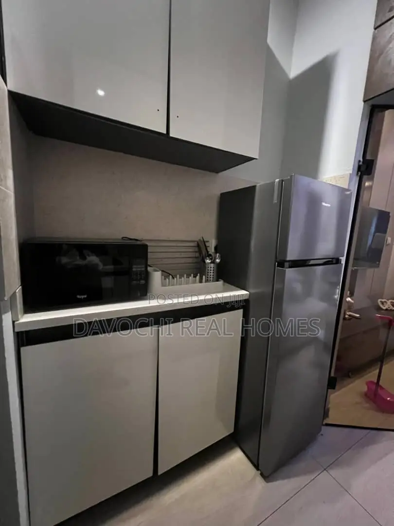 Studio Apartment in Orchid Road, Lekki Phase 2 for rent