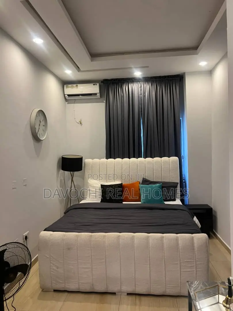 Studio Apartment in Orchid Road, Lekki Phase 2 for rent