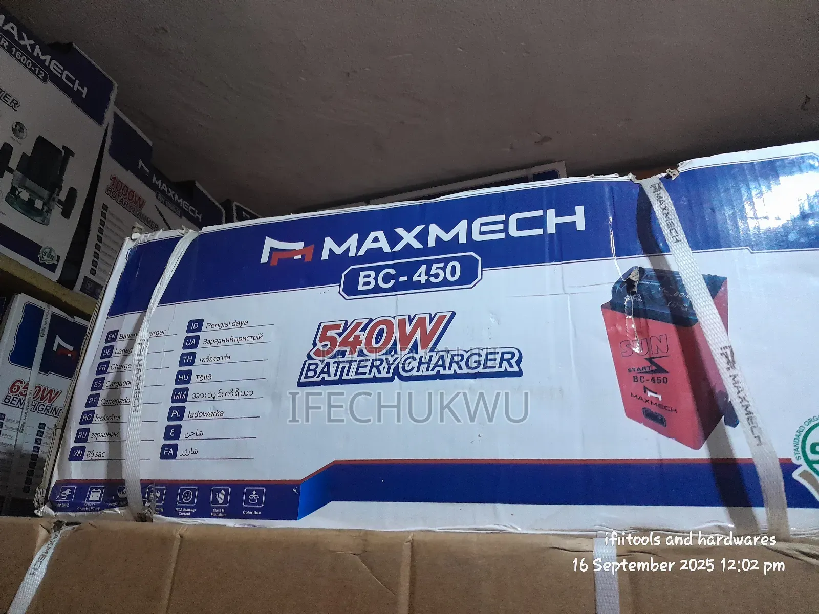 Maxmech Standing Battery Charger 180amps