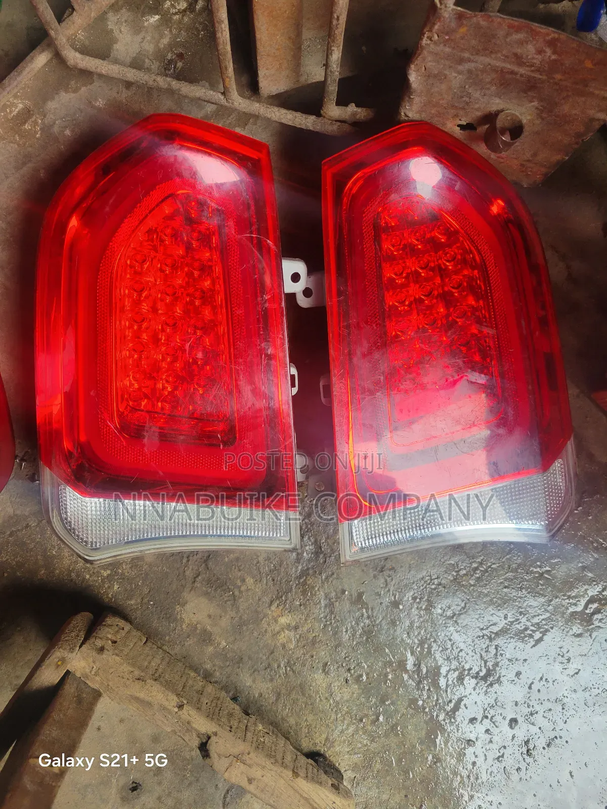 Chrysler Back Light 300c 2015