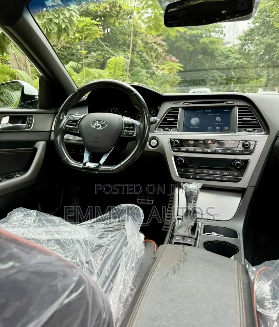 Hyundai Sonata Limited 2.0T Seban (2.0L 4cyl 6A) 2016 White