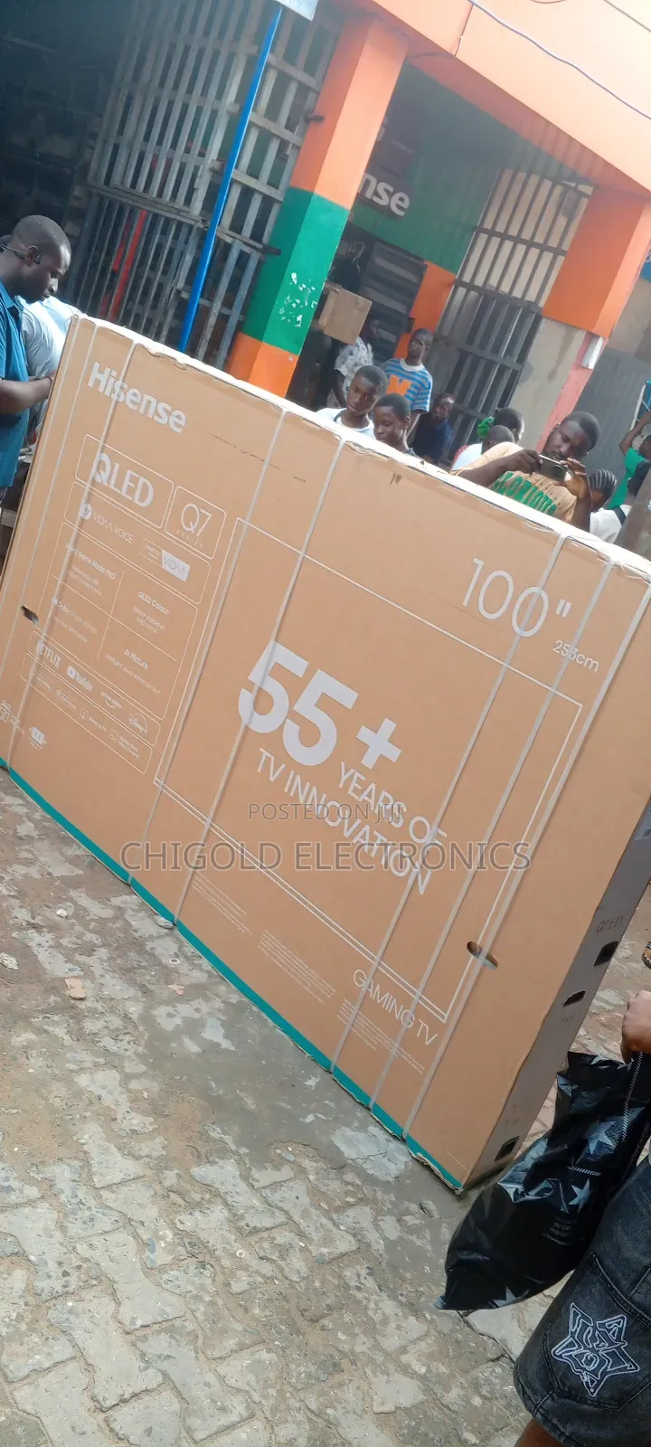 I Sell the Best 100 Inches Hisense Television