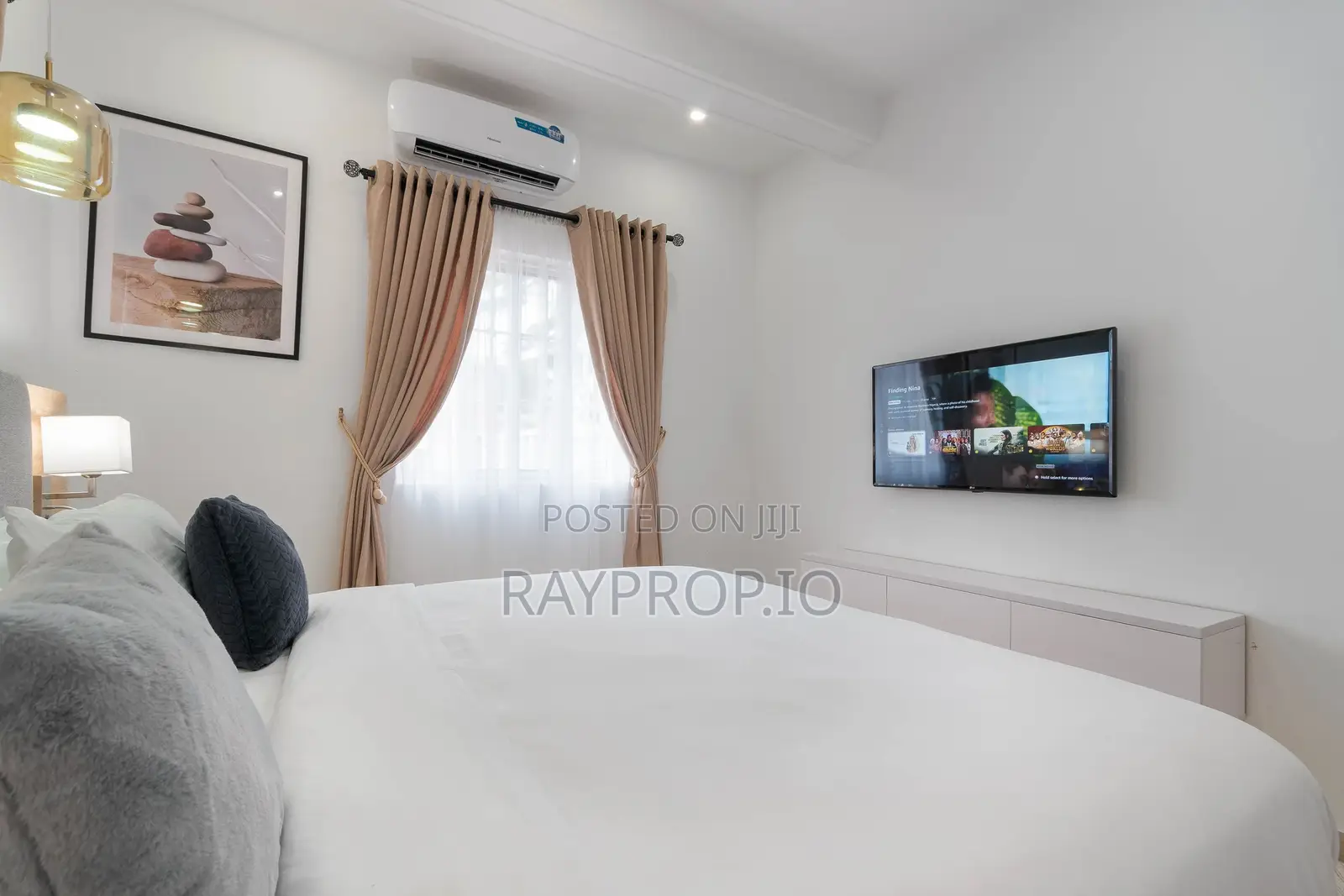 169879wt - Cozy 4 Bedroom Shortlet in Lekki Phase 1