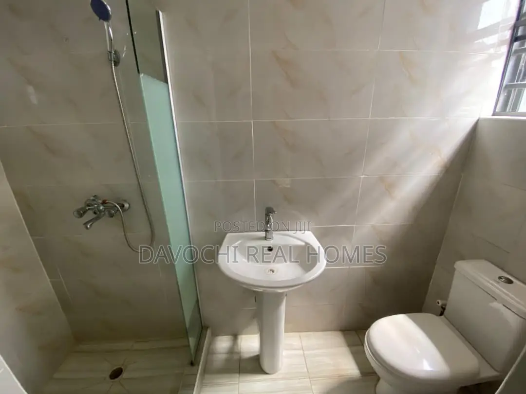4bdrm Duplex in Orchid Road, Lekki Phase 2 for rent