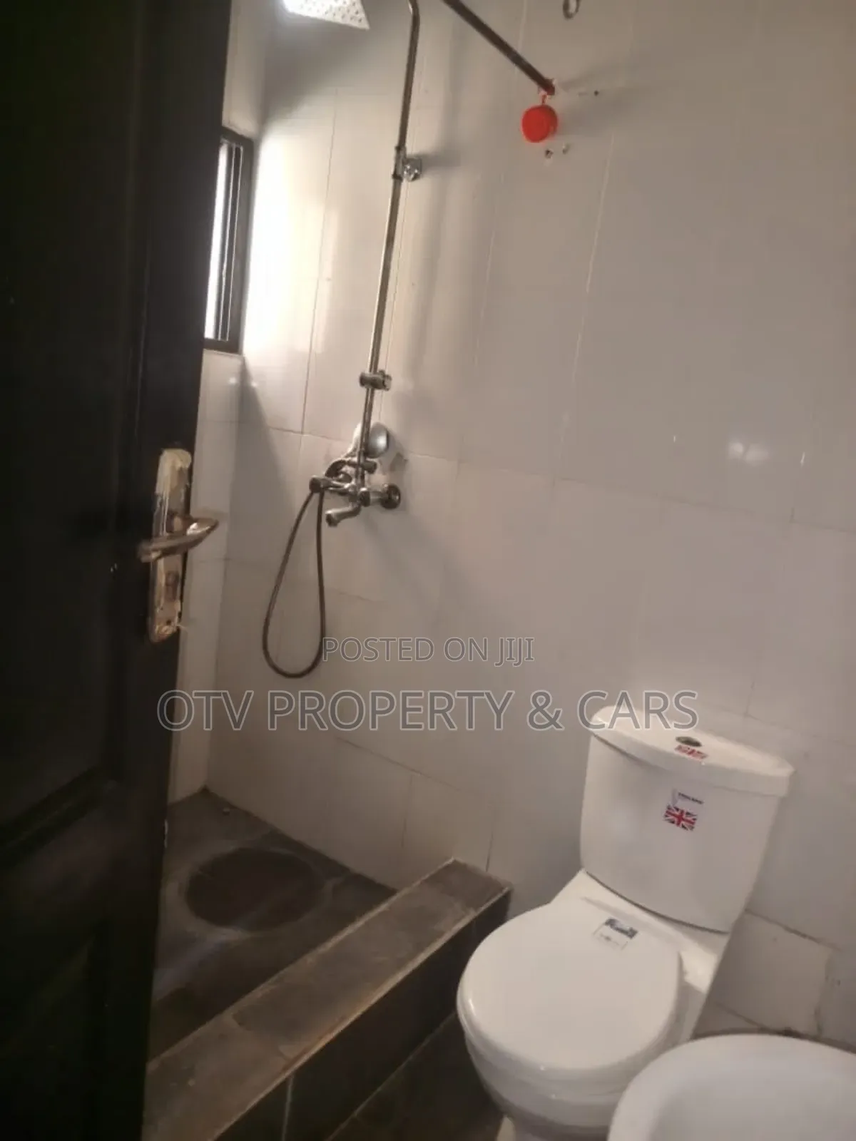 2bdrm Apartment in Lekki Phase 1 for rent