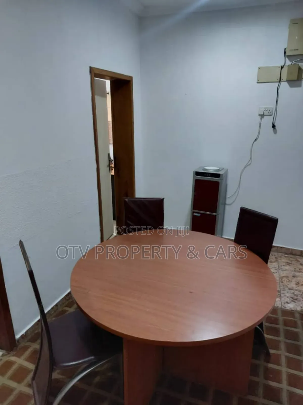 2bdrm Apartment in Lekki Phase 1 for rent