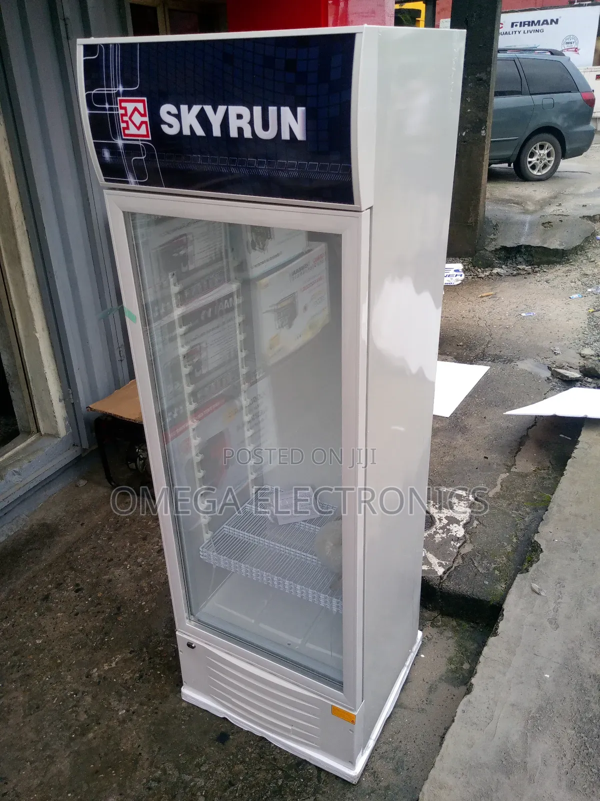 Skyrun Chiller Show Glass Model 318