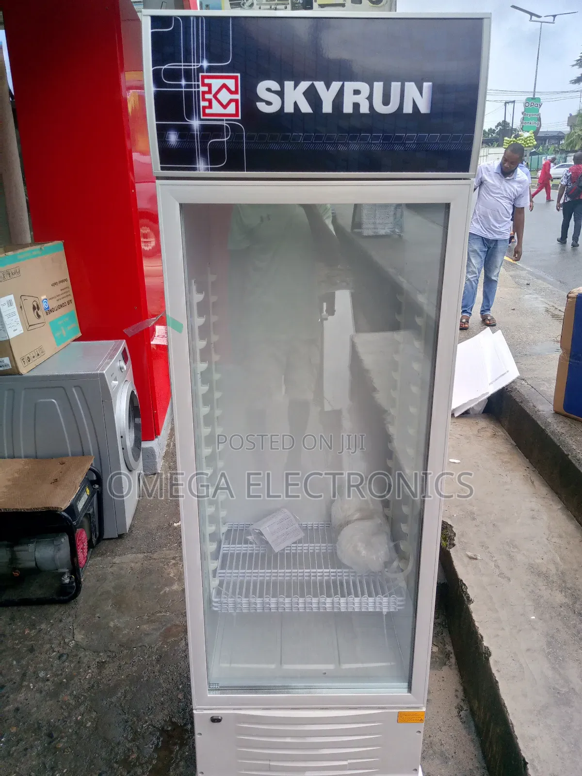 Skyrun Chiller Show Glass Model 318