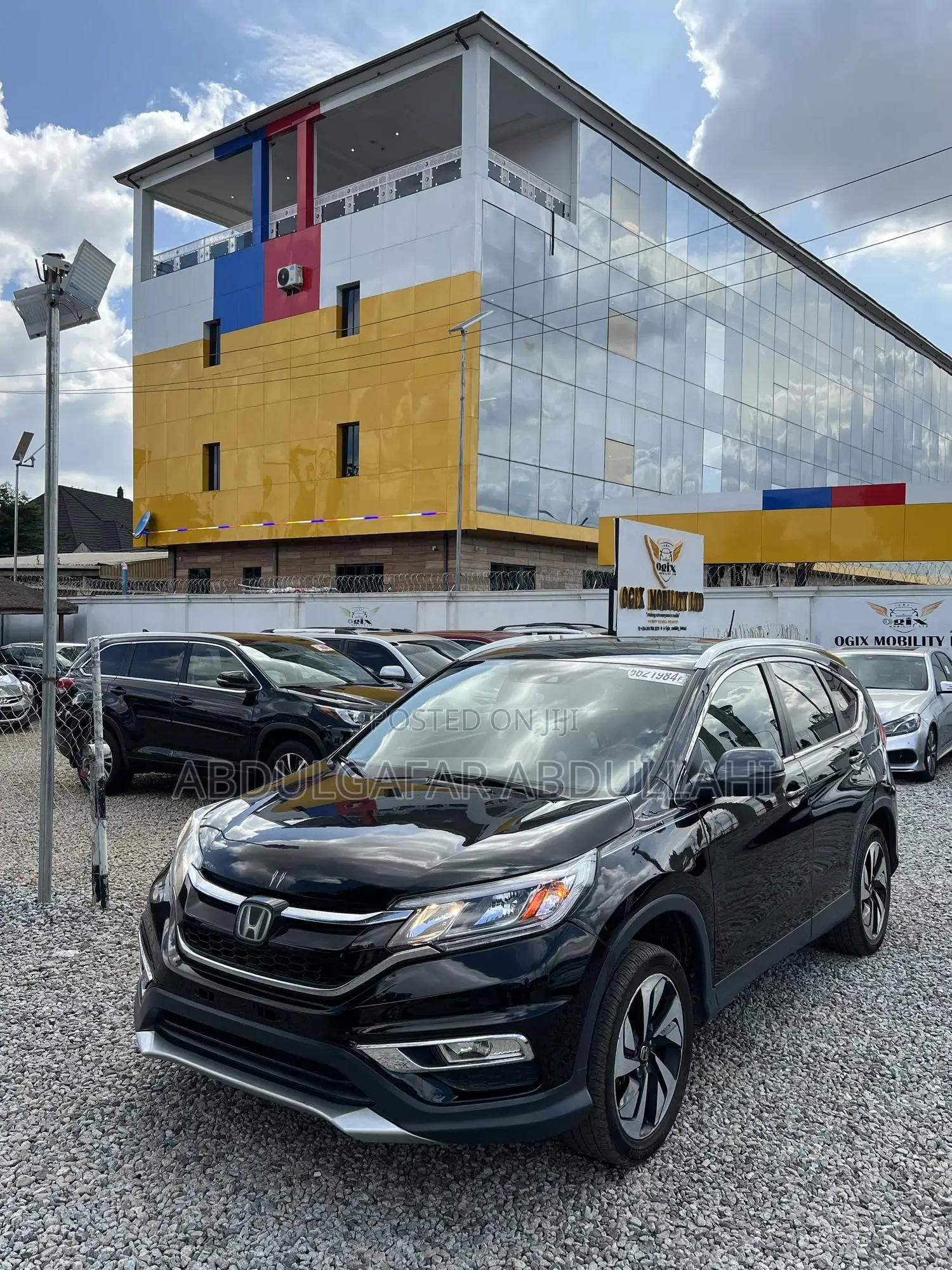 Honda CR-V Touring 4dr SUV AWD (1.5L 4cyl CVT) 2017 Black