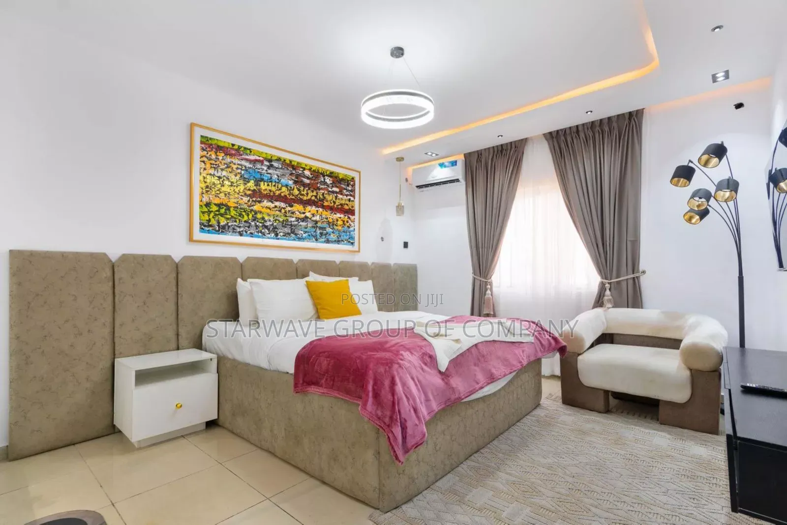 Smart Two Bedroom Apartment With Pool at Osapa London