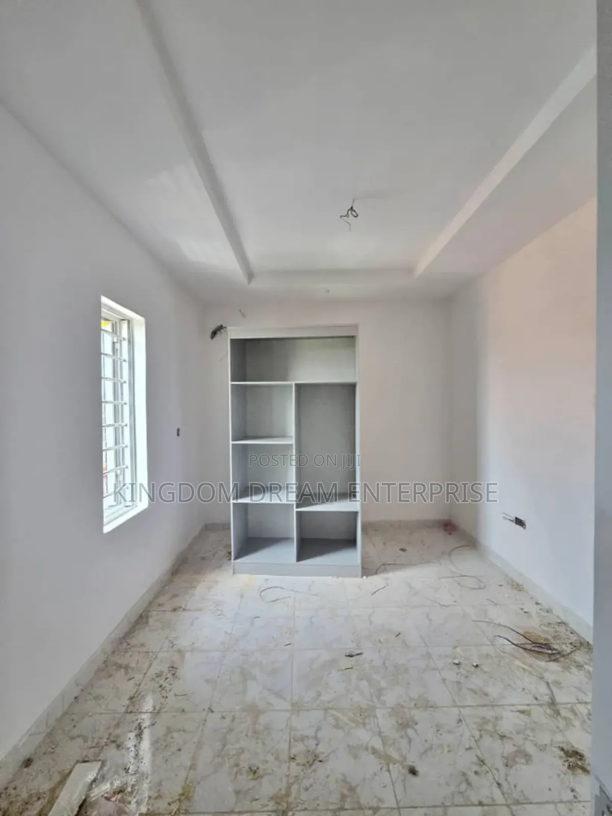5bdrm Apartment in Osapa London Lekki for rent