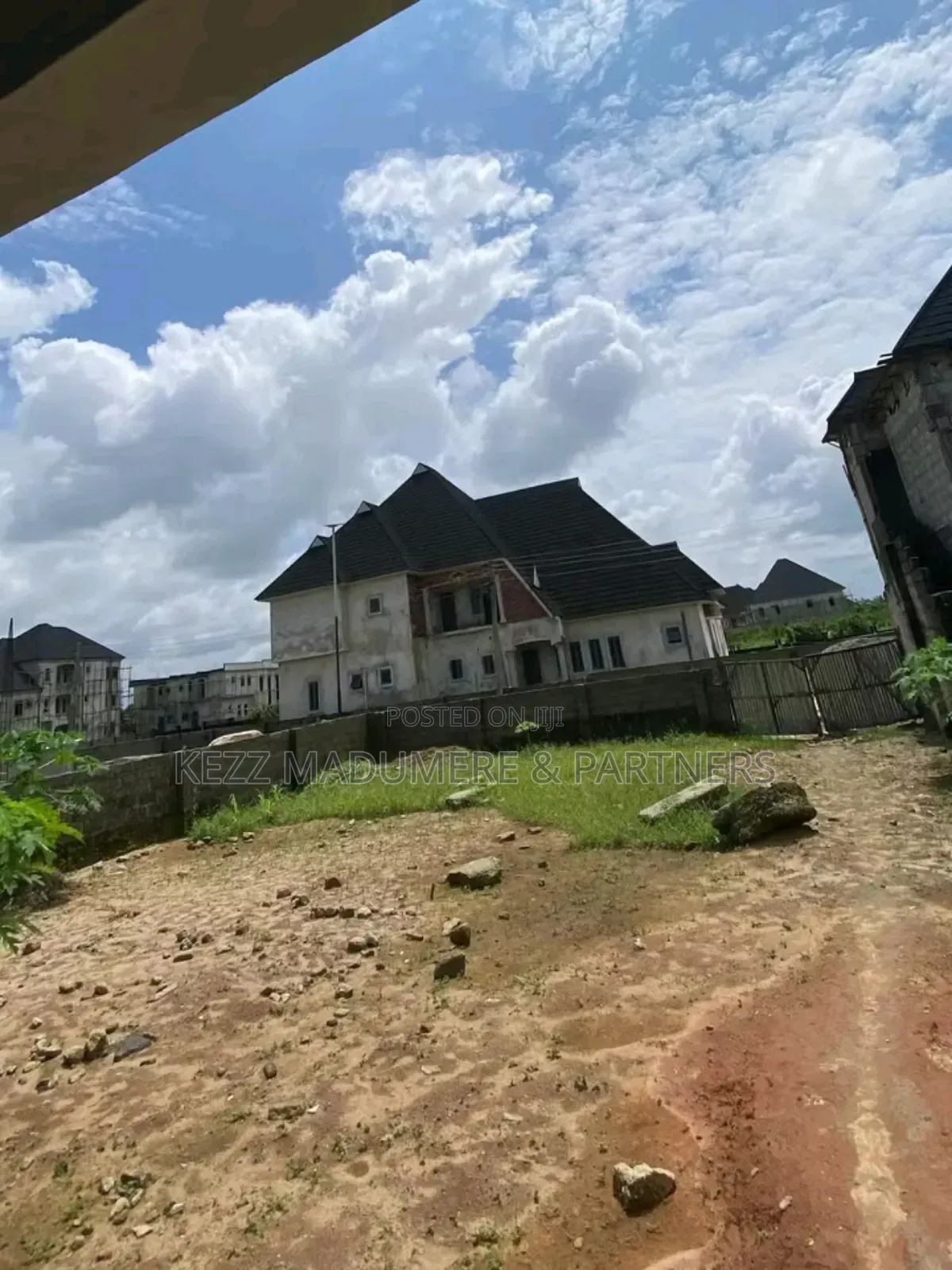 3bdrm Bungalow in Back Of Former Sars, Port-Harcourt for sale