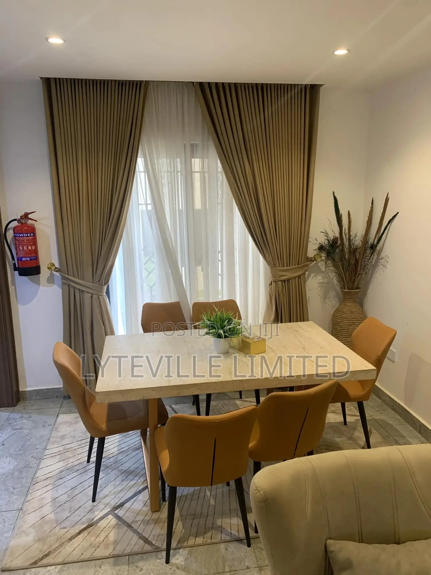 New 2 Bedroom Flat