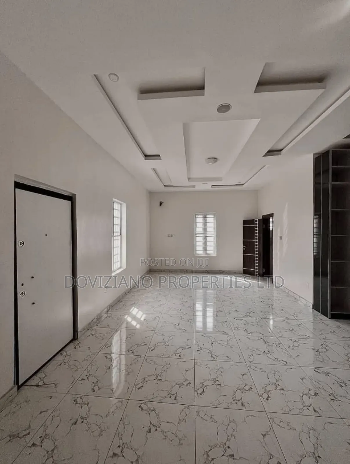 5bdrm Duplex in Lekki for sale