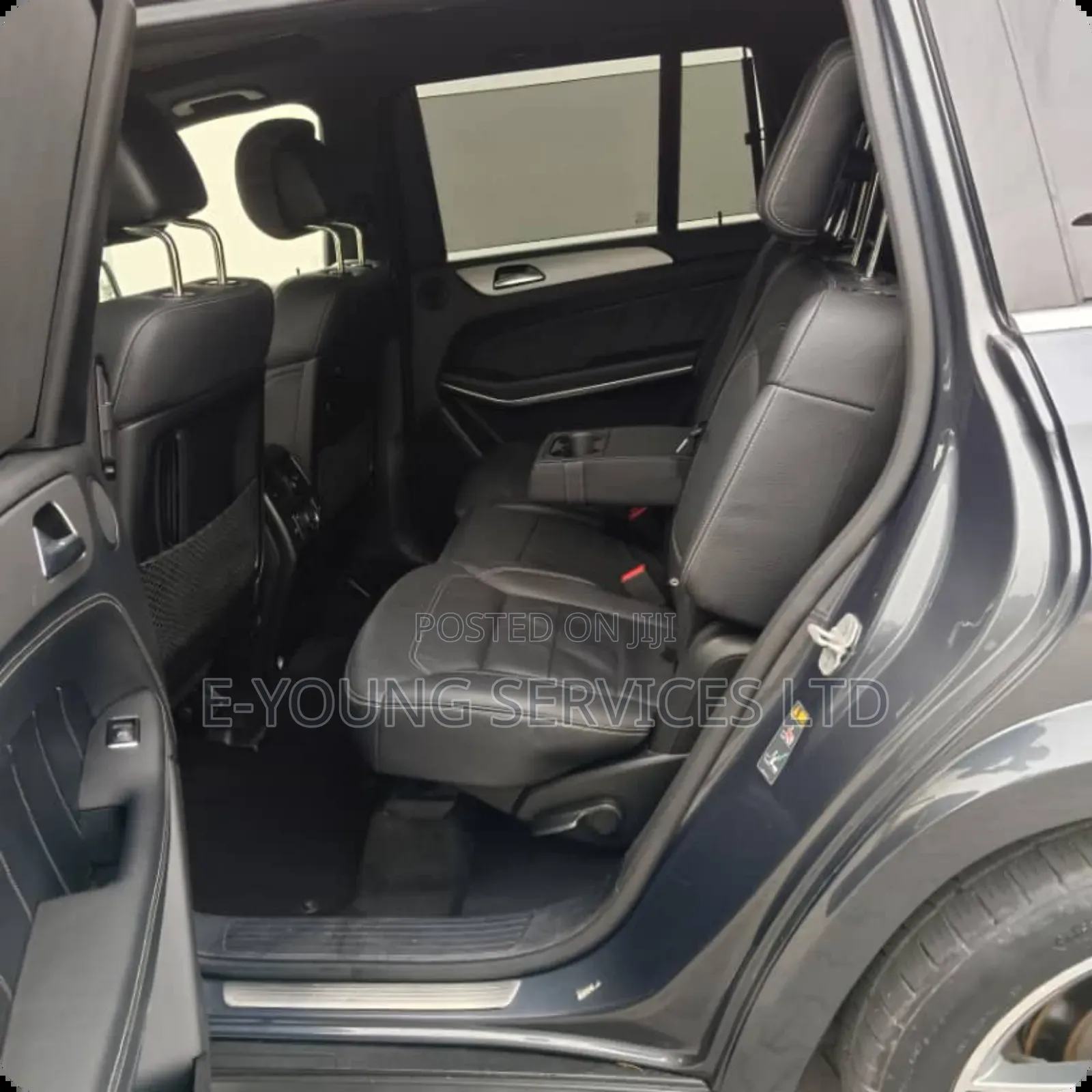 Mercedes-Benz GL-Class GL550 4MATIC 4dr SUV AWD (4.7L 8cyl Turbo 7A)