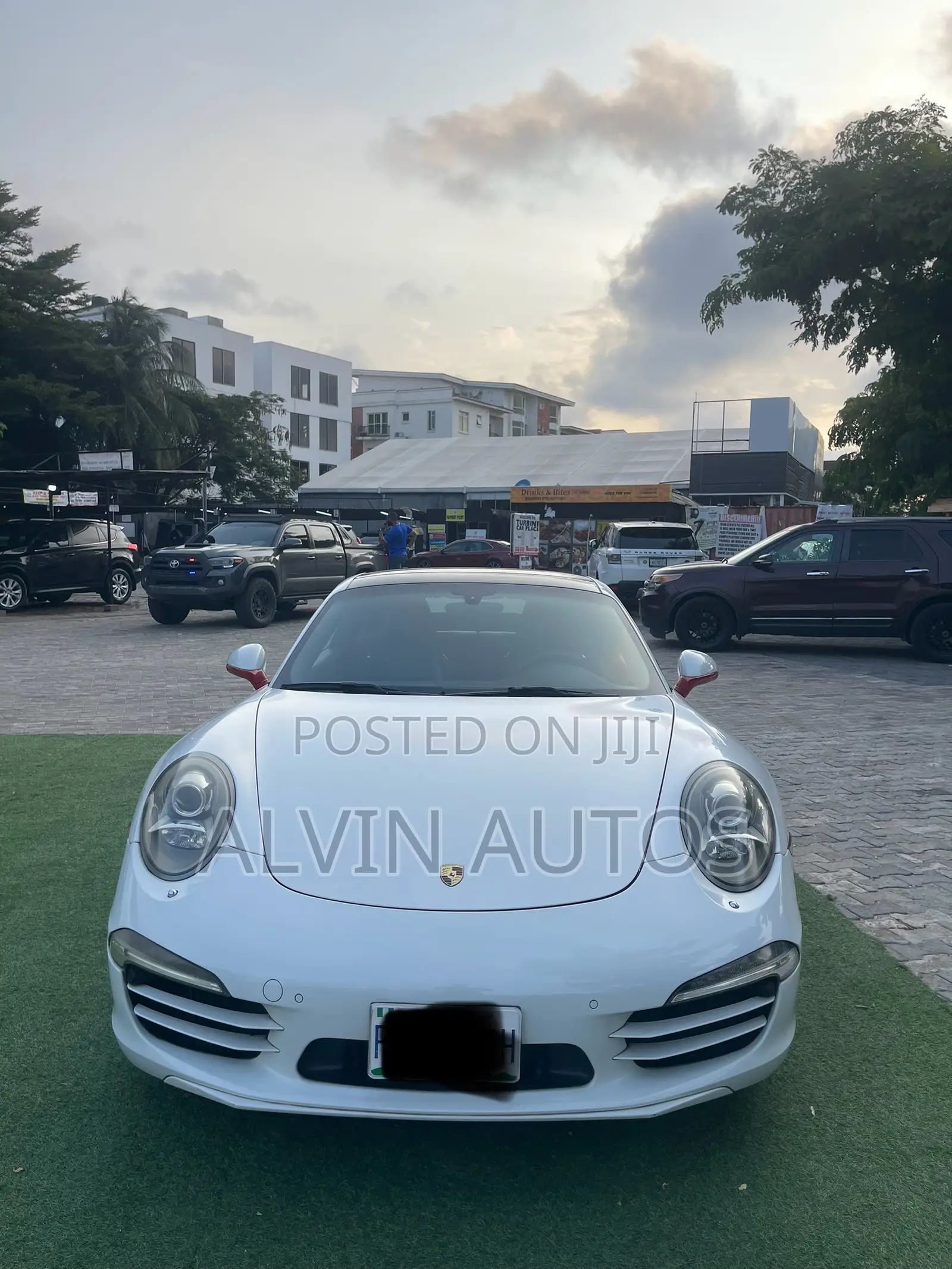 Porsche Carrera 2014 White
