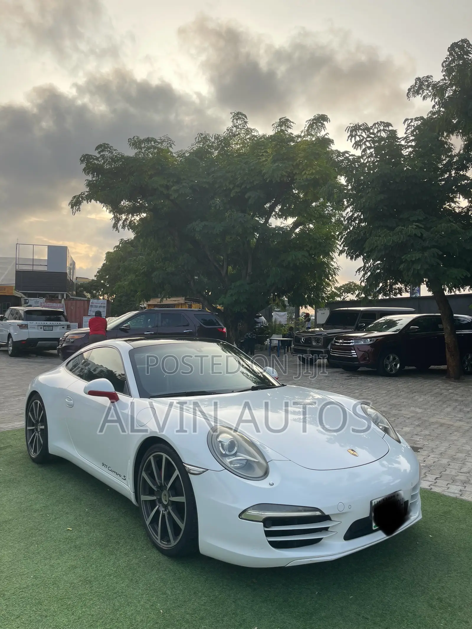 Porsche Carrera 2014 White