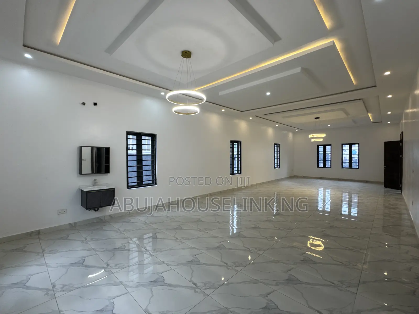 7bdrm Duplex in Efab Metropolis, Karsana for sale