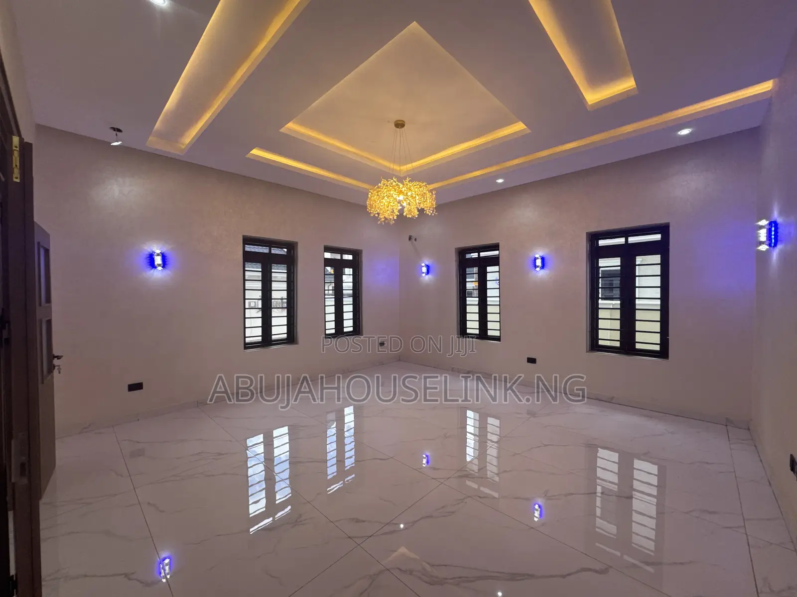 7bdrm Duplex in Efab Metropolis, Karsana for sale