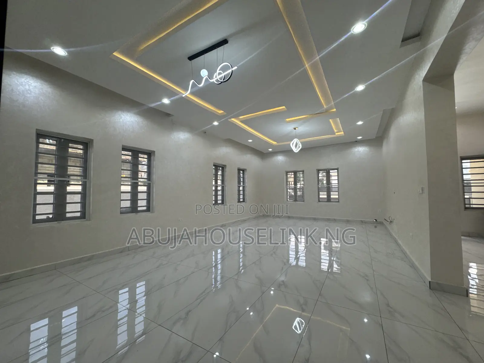 6bdrm Duplex in Efab Metropolis, Karsana for sale