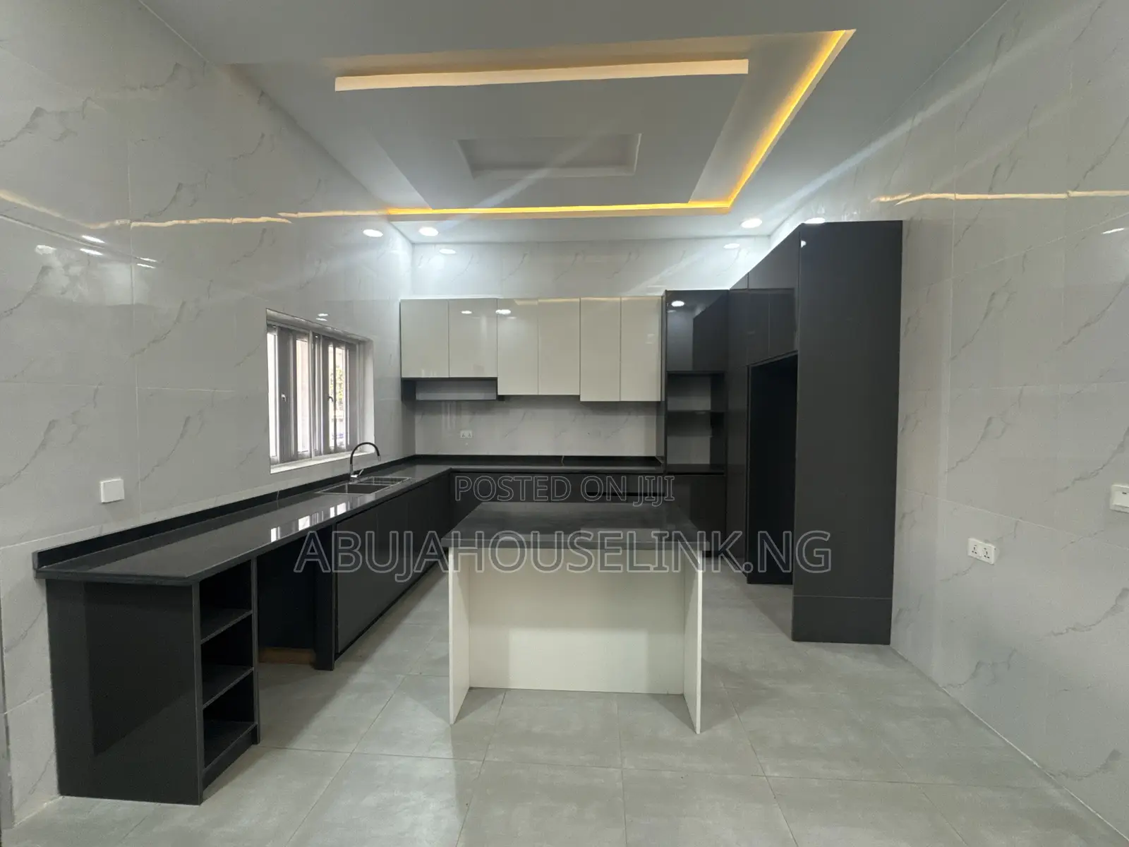 6bdrm Duplex in Efab Metropolis, Karsana for sale