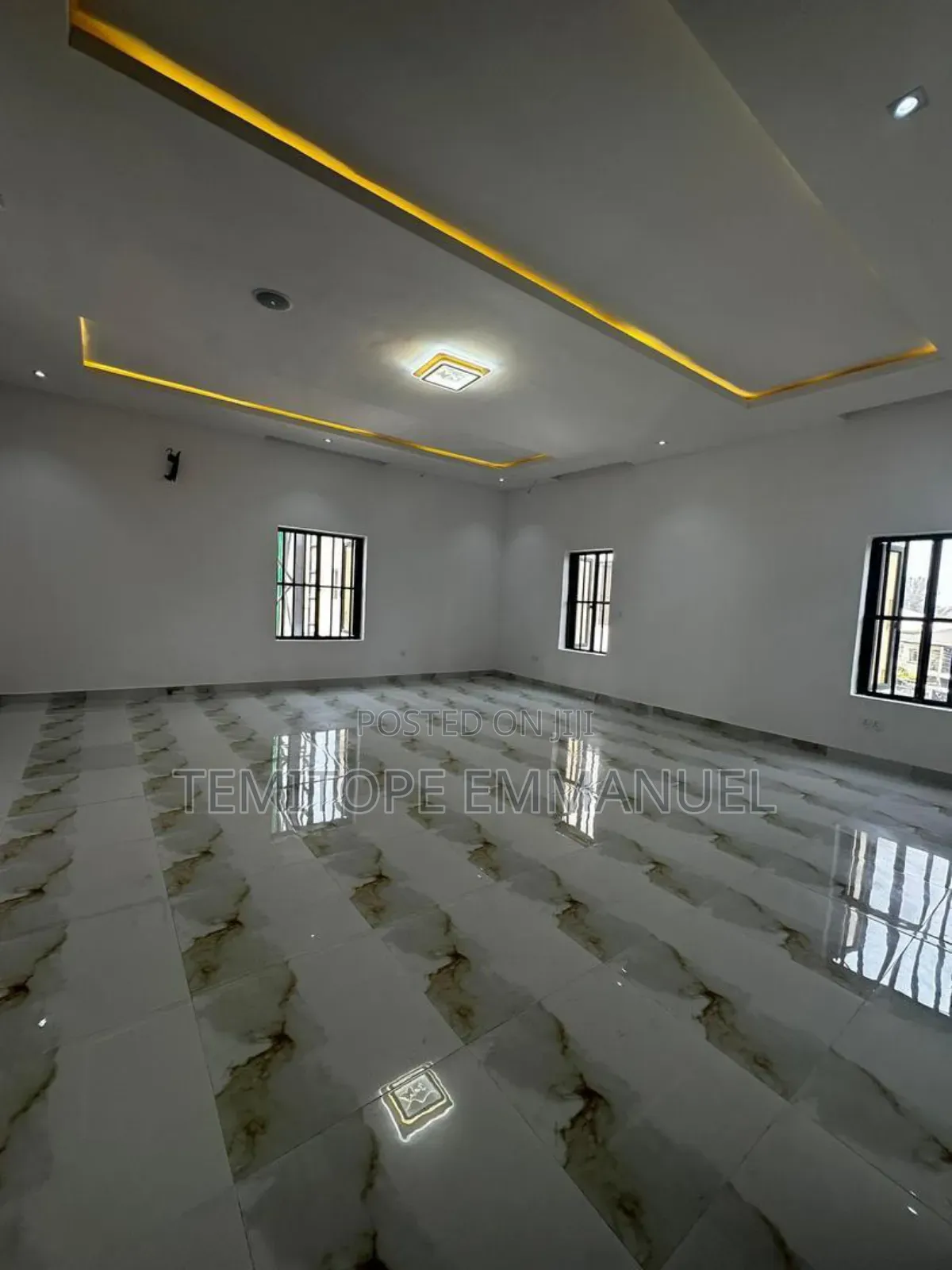 Furnished 5bdrm Duplex in Lekki Phase 1 for sale