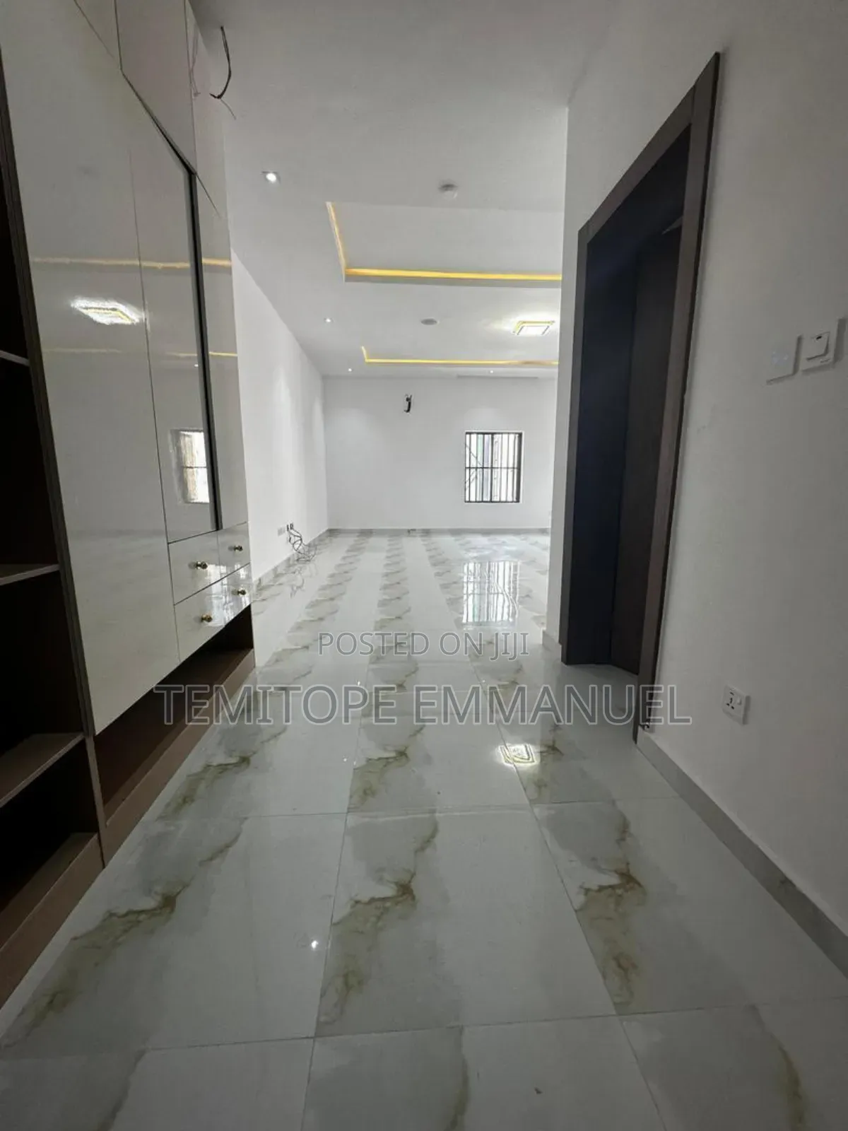 Furnished 5bdrm Duplex in Lekki Phase 1 for sale