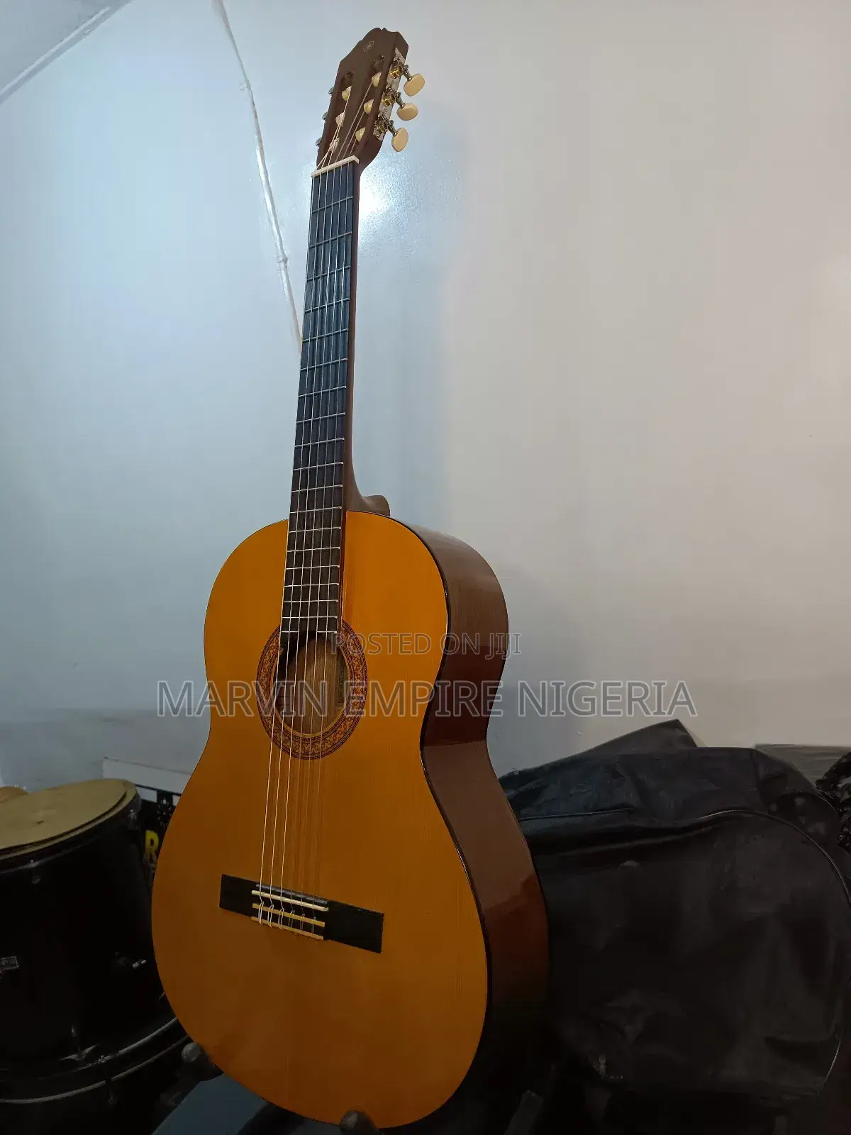 Rent a Professional Yamaha Cx40 Concert Classical Guitar Marvin Empire