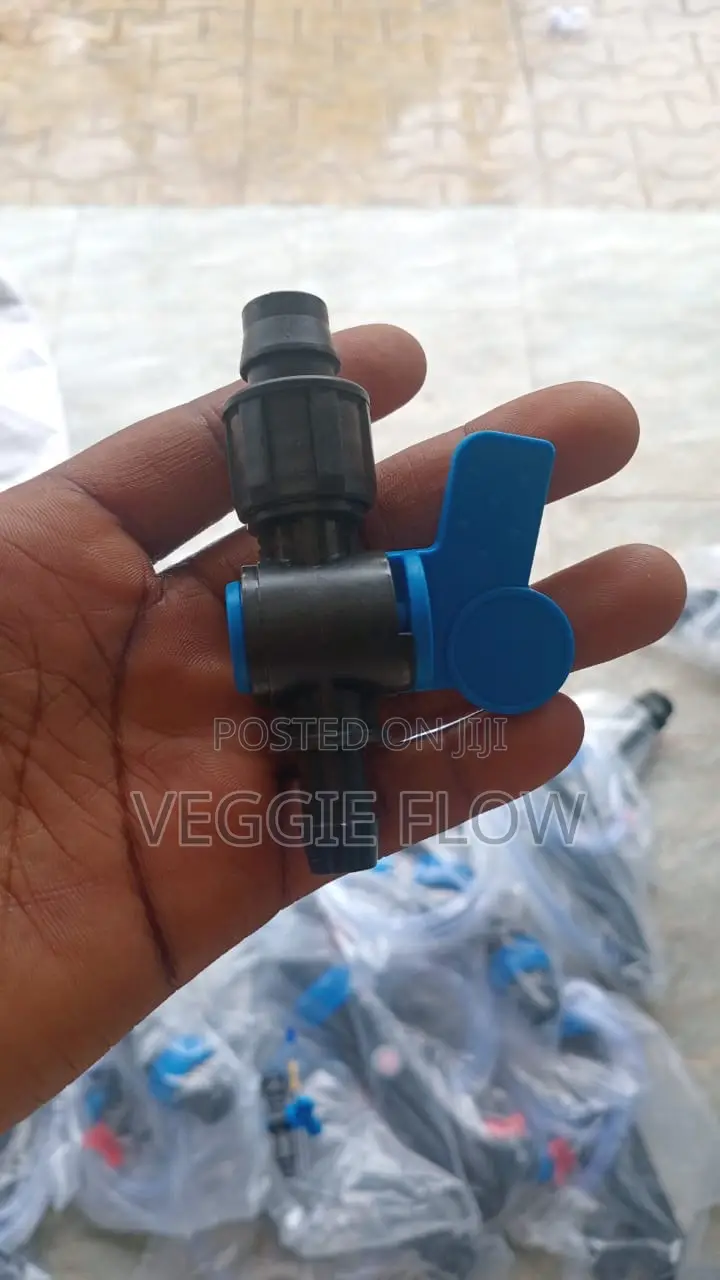 PVC Connectors With Valve