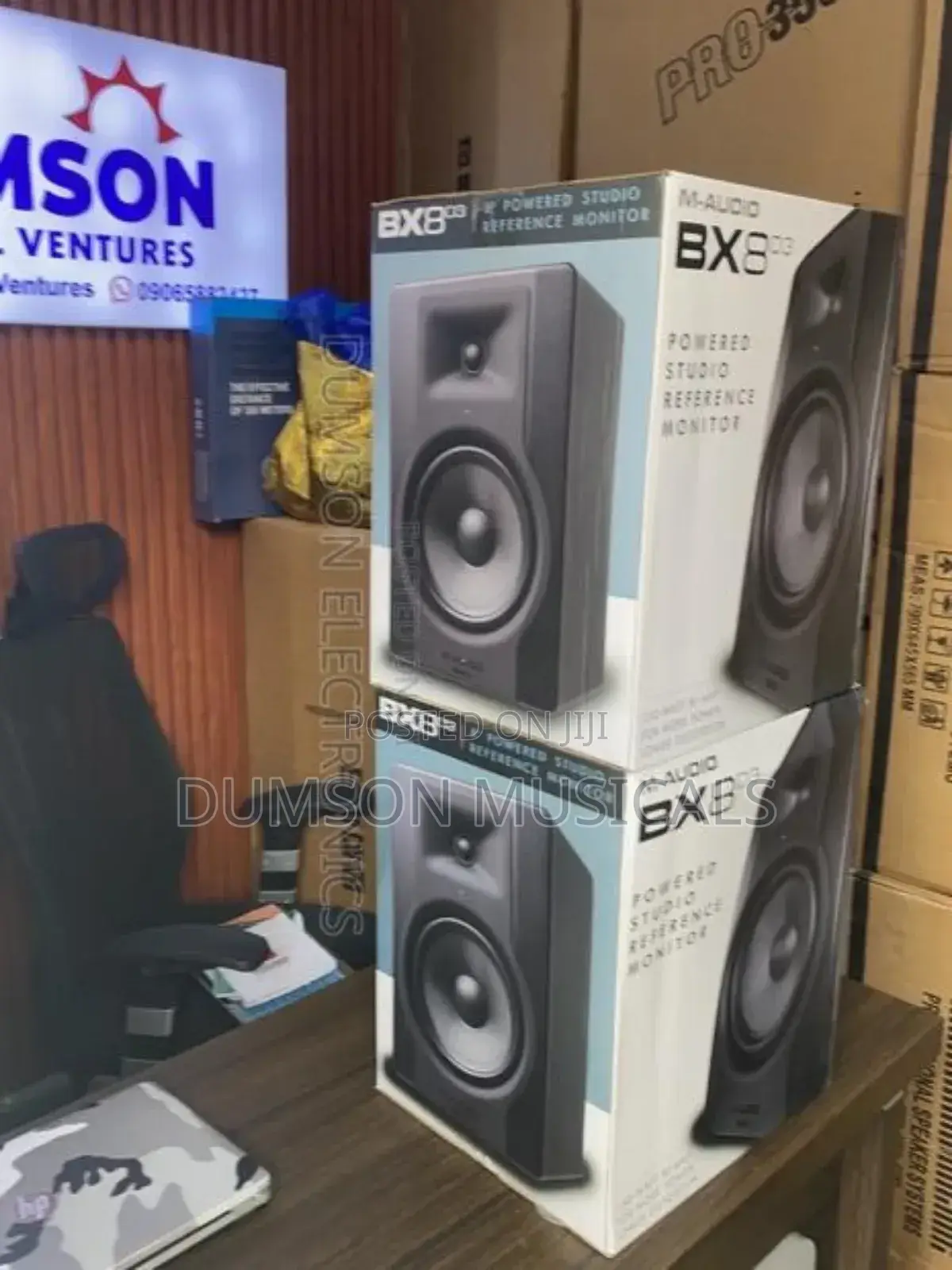 Bx8d3 Studio Monitor Speaker M-Audio