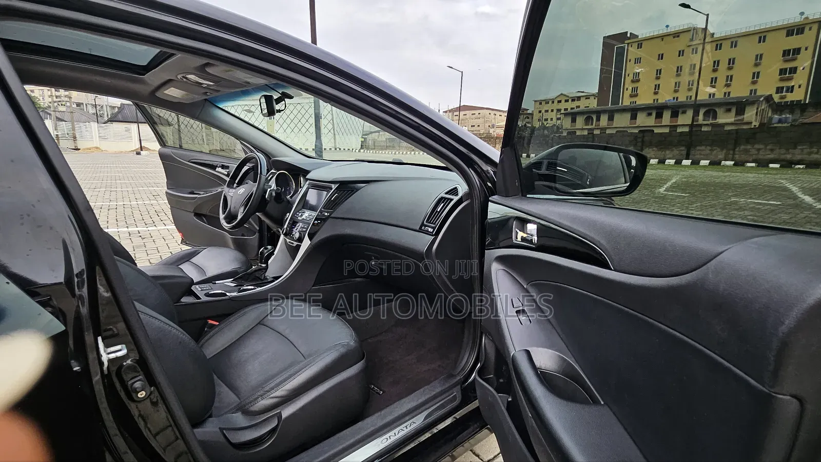 Hyundai Sonata Limited 2.0T Sedan (2.0L 4cyl 6A) 2012 Black