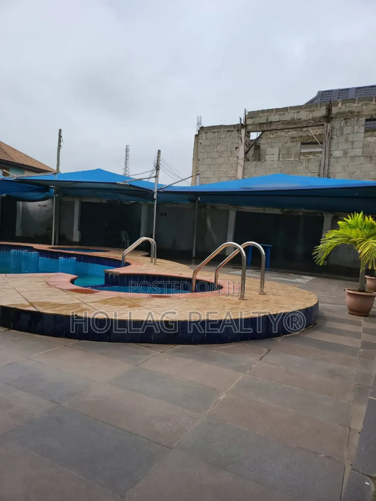 50 Rooms Hotel, Event Hall, Bar, Gym House on 9 Plots