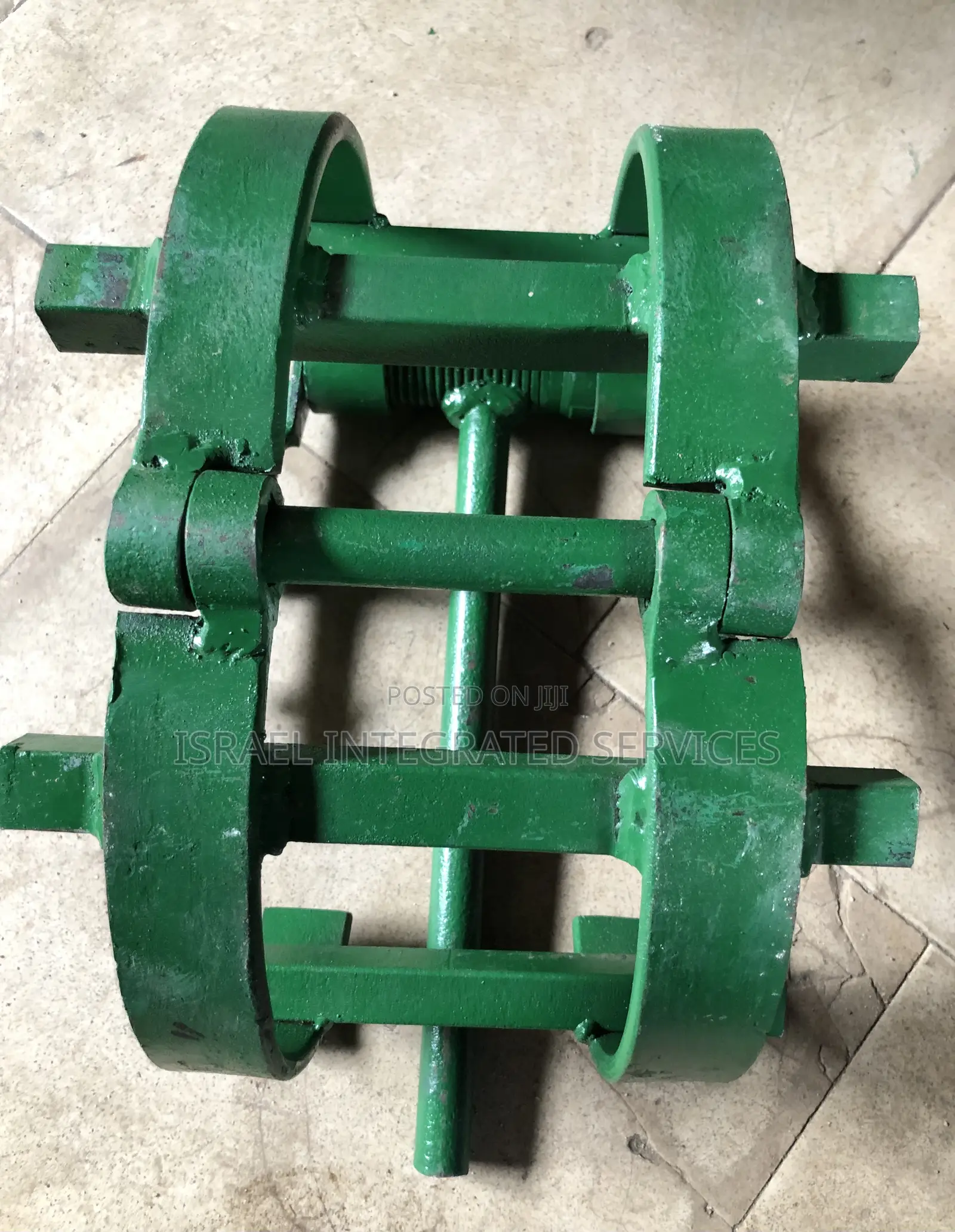 Pipe Clamp 6 Inches