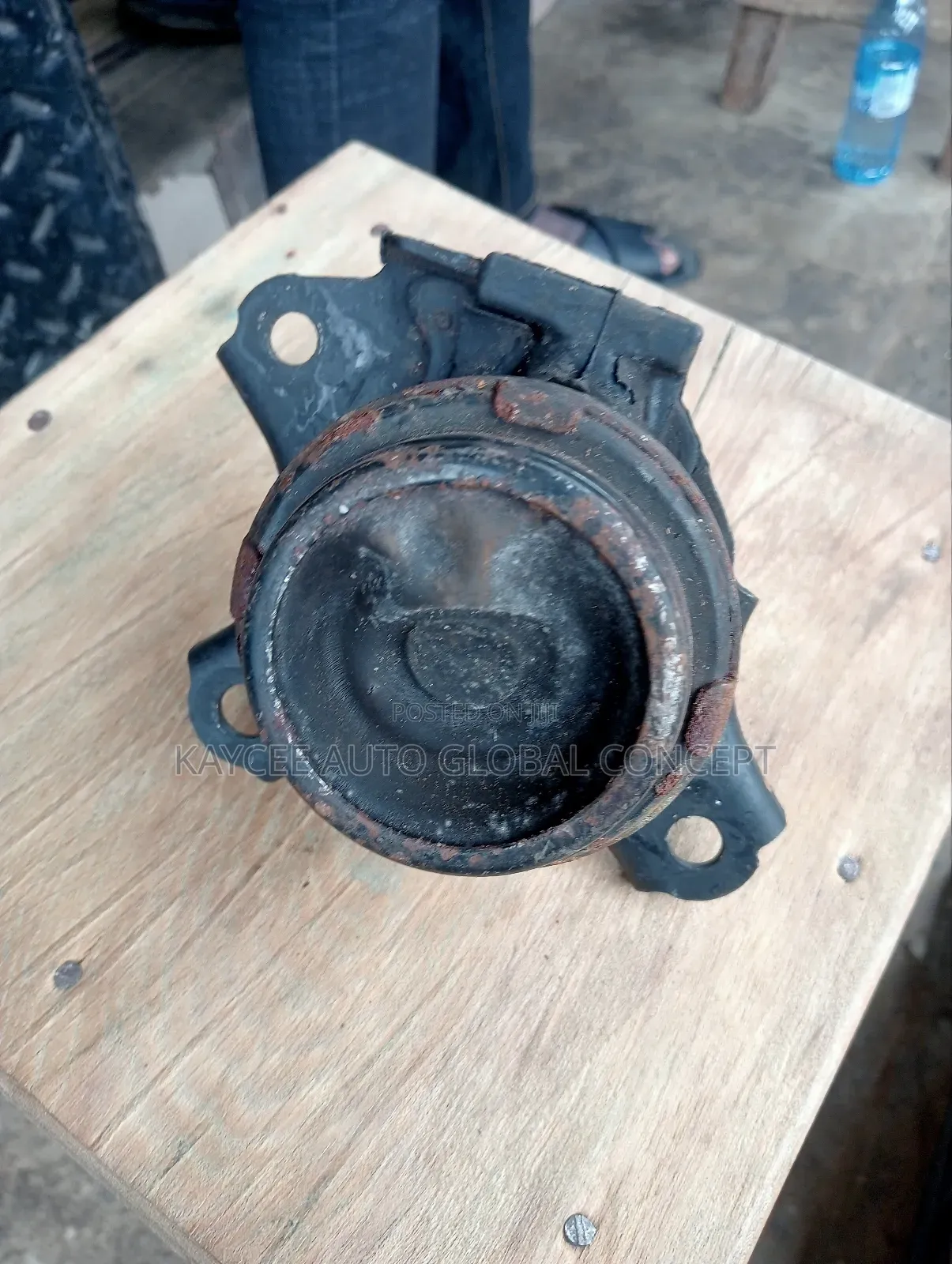 Side Engine Seating Honda Civic 2004 Model