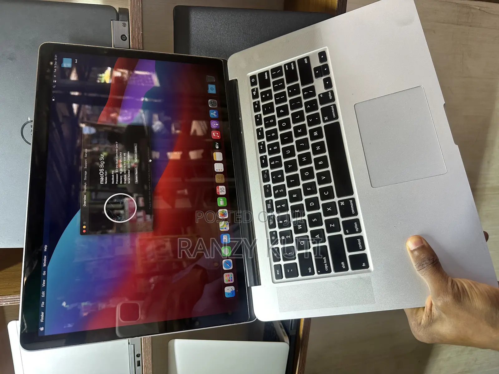 Laptop Apple MacBook Pro 2015 16GB Intel Core I7 SSD 256GB