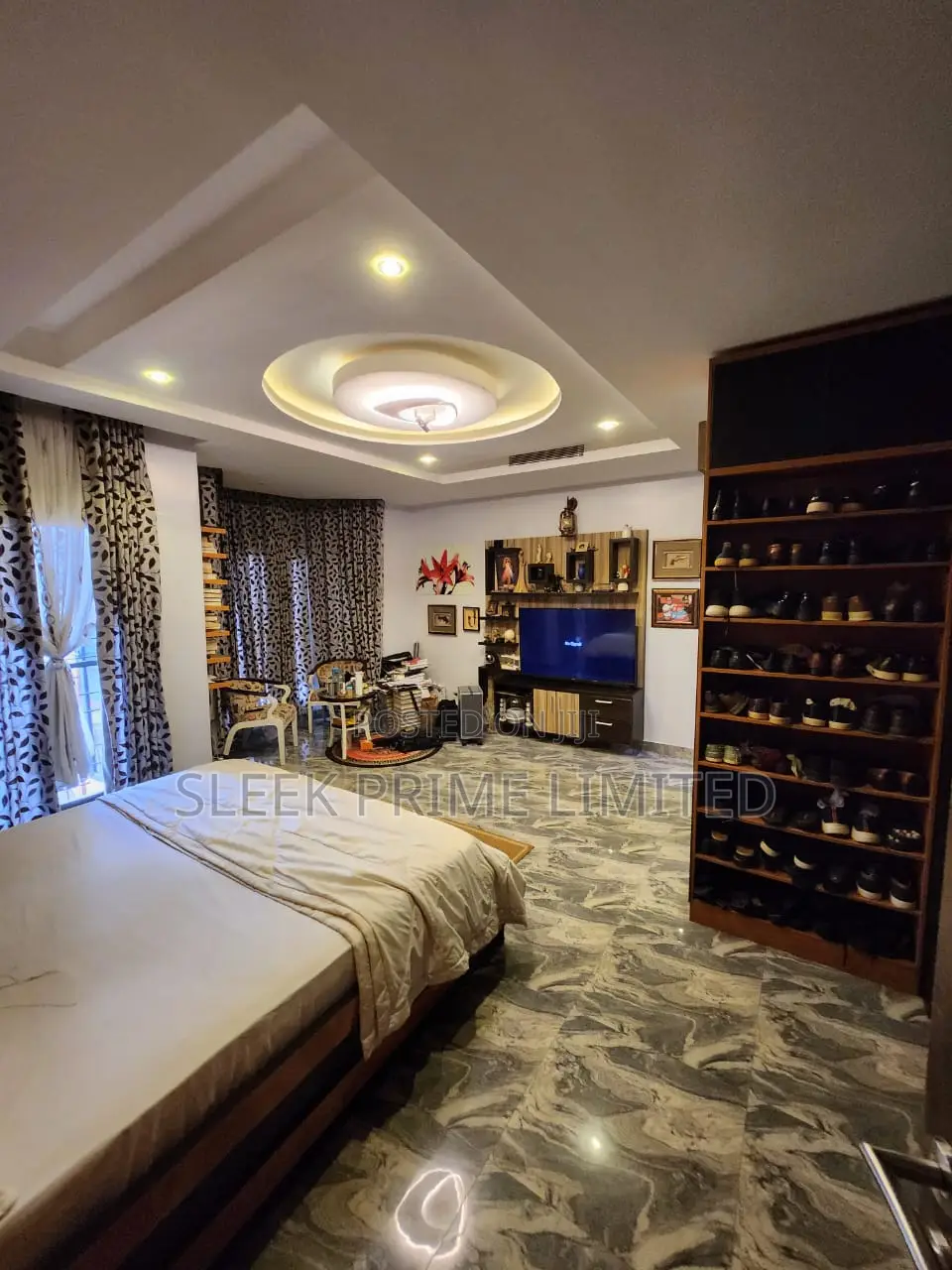 Furnished 4bdrm Duplex in FHA for sale