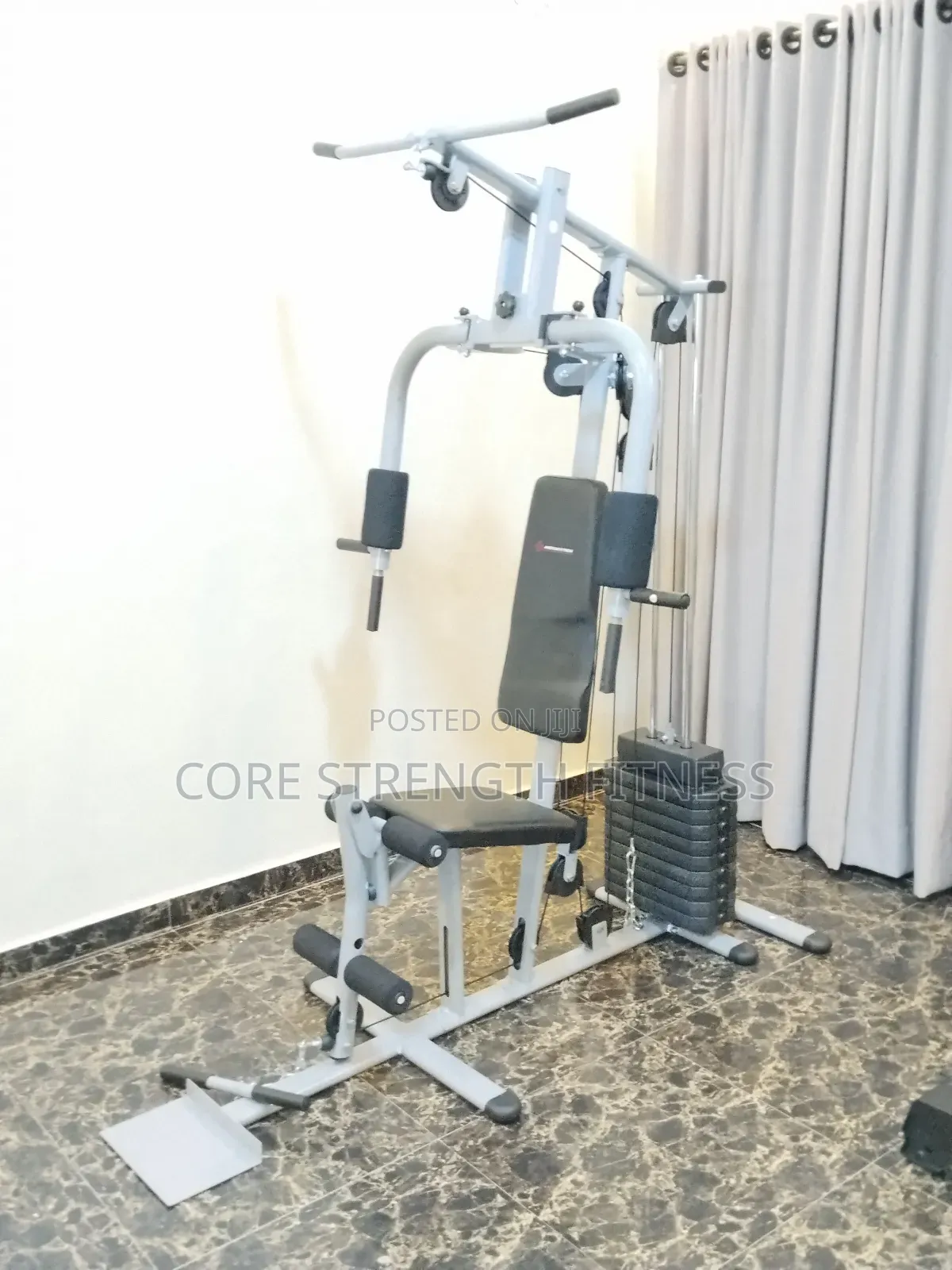 1 Station Multi Gym, With Many Workout Programs