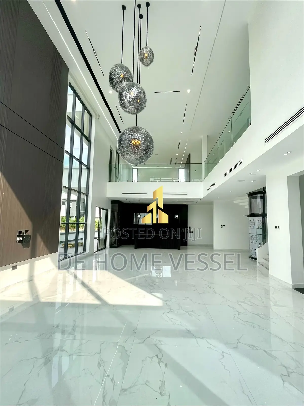 5bdrm Duplex in Osapa london for sale