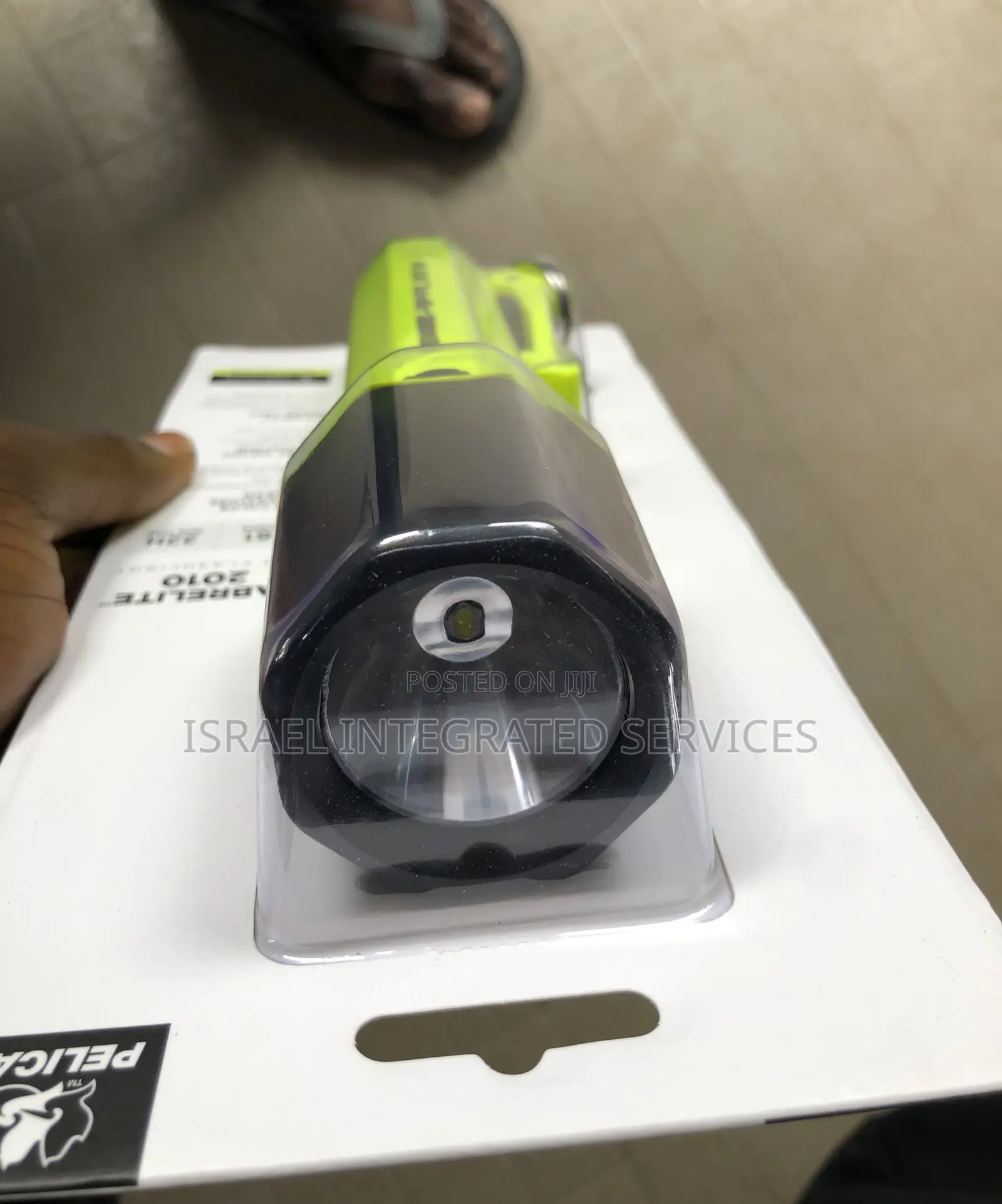 Pelican Sabre Light 2010 Torch High Color Temperature Led Beam