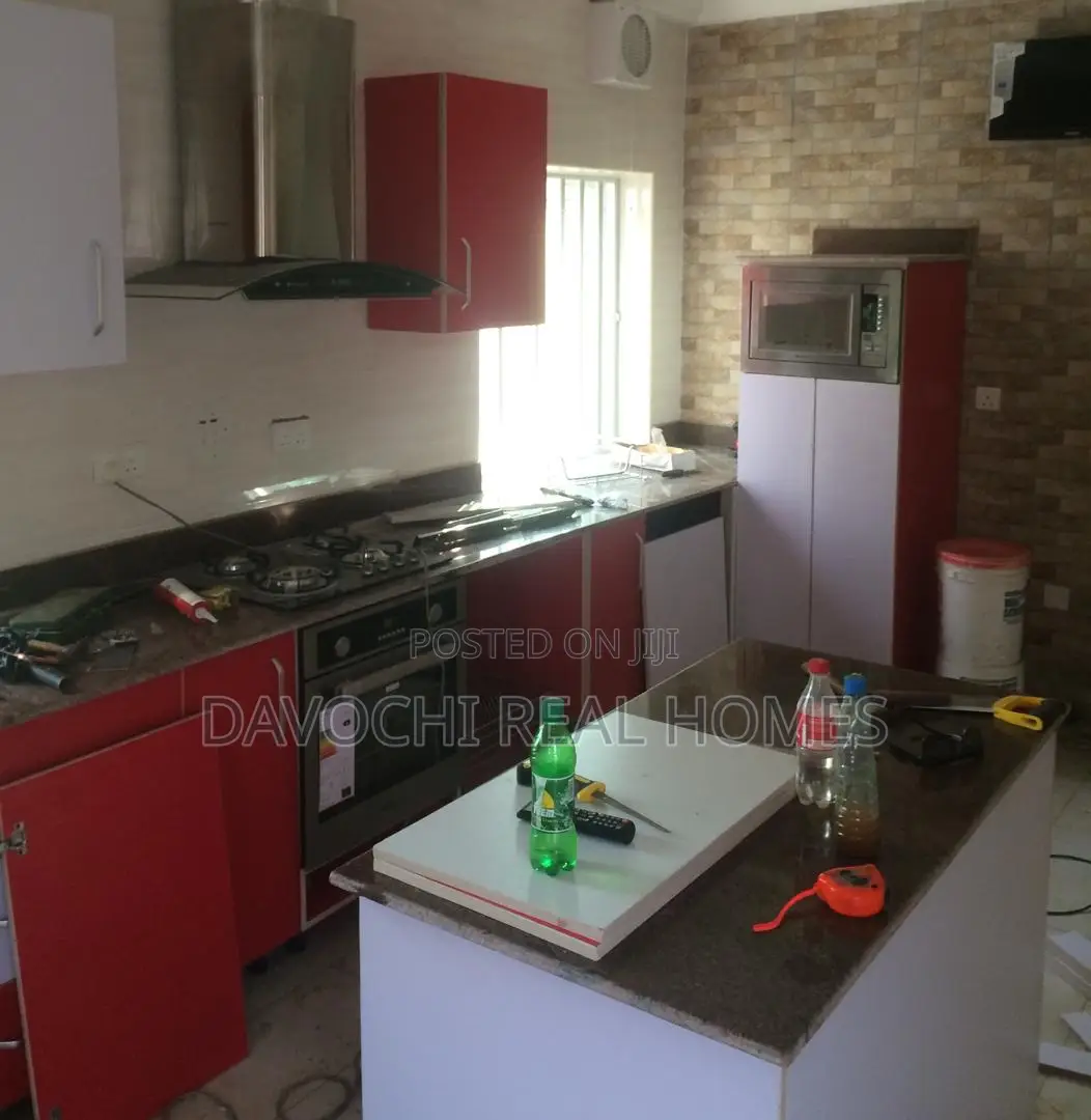5bdrm Duplex in Eleganza, Vgc, Lekki Phase 2 for sale
