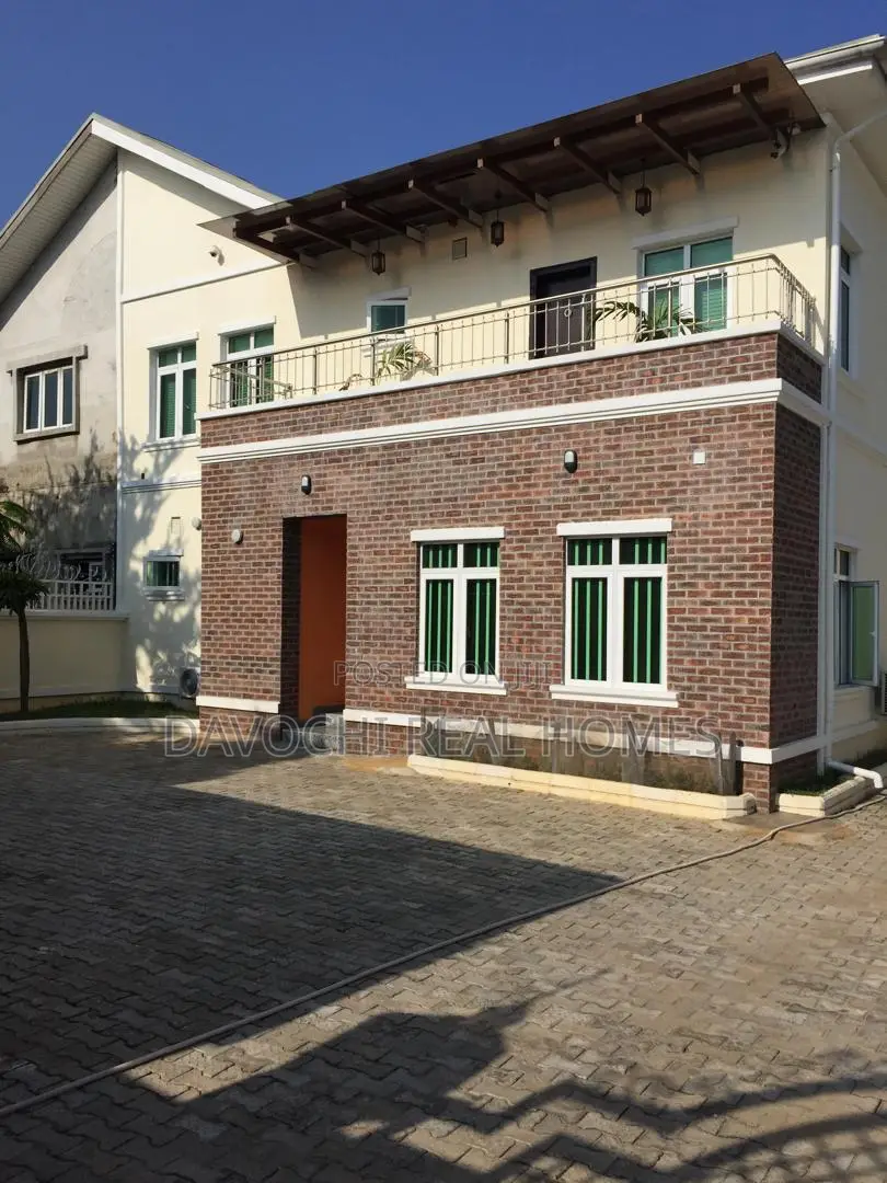 5bdrm Duplex in Eleganza, Vgc, Lekki Phase 2 for sale