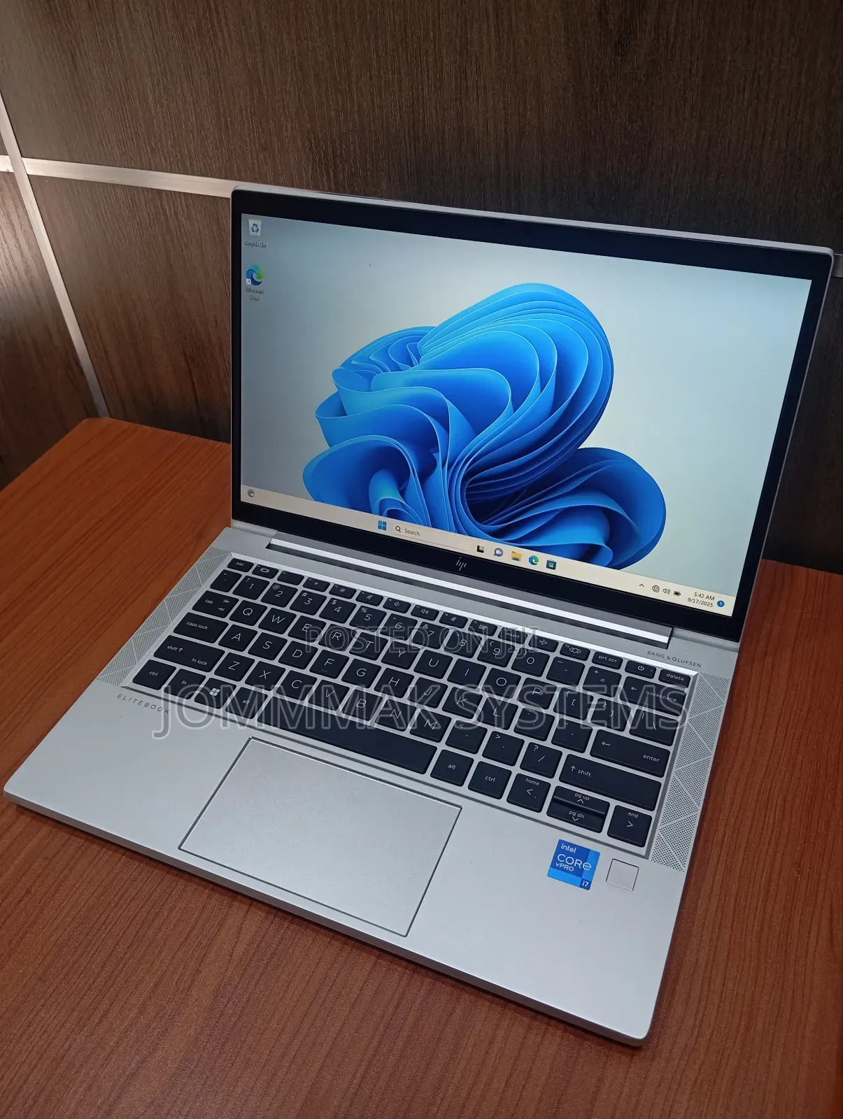 Laptop HP EliteBook 830 G8 32GB Intel Core I7 SSD 1T
