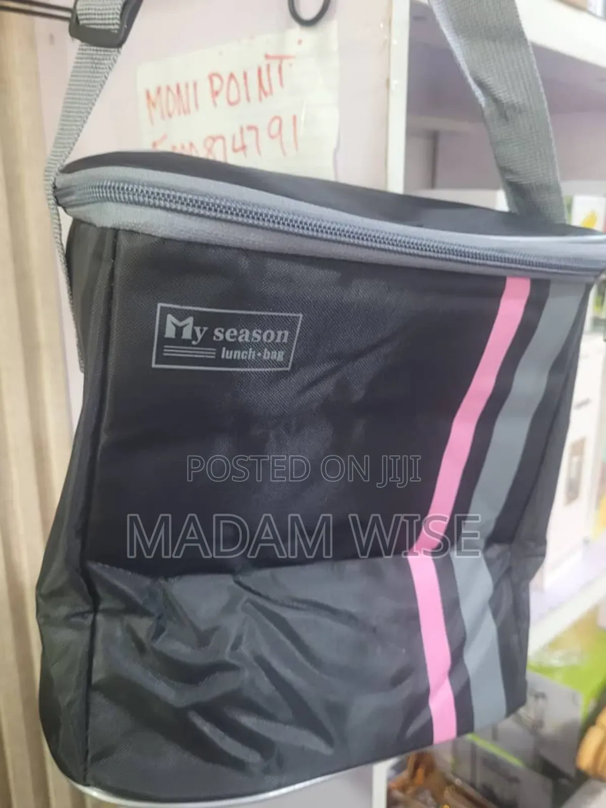 Lunch Bag . Authenticated Lunch Box for Adults and Kids