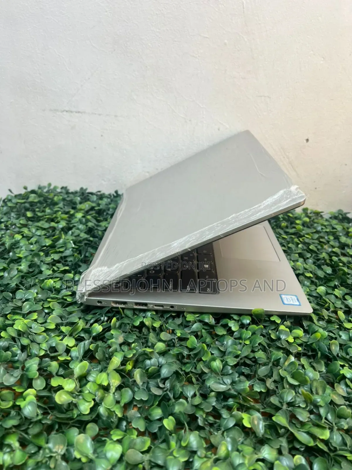 Laptop Lenovo IdeaPad 330S 8GB Intel Core I5 SSD 256GB