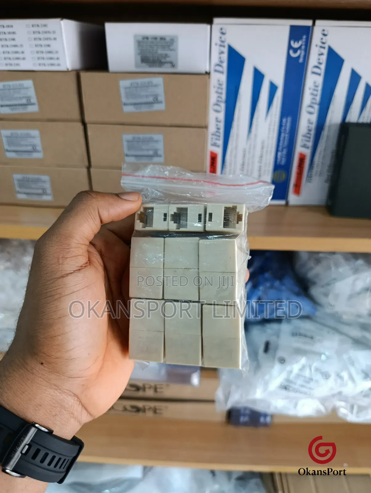 White Lan Coupler – Rj45 Female-to-Female Ethernet Connector (Cat6)