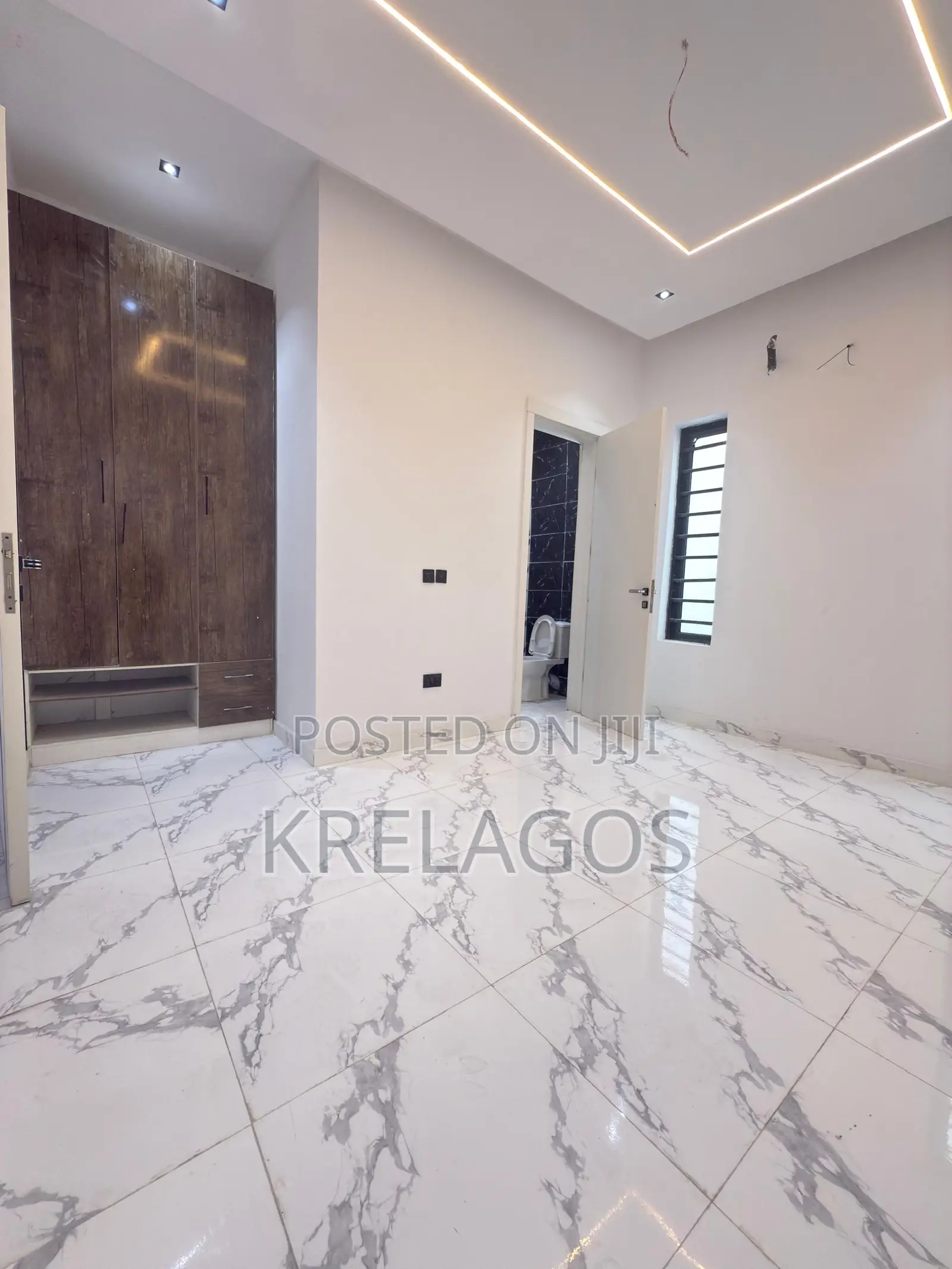 5bdrm Duplex in Ado / Ajah for sale