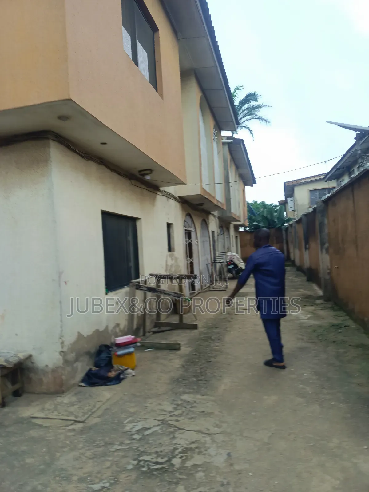 3bdrm Block of Flats in Alishiba, Ado-Odo/Ota for sale