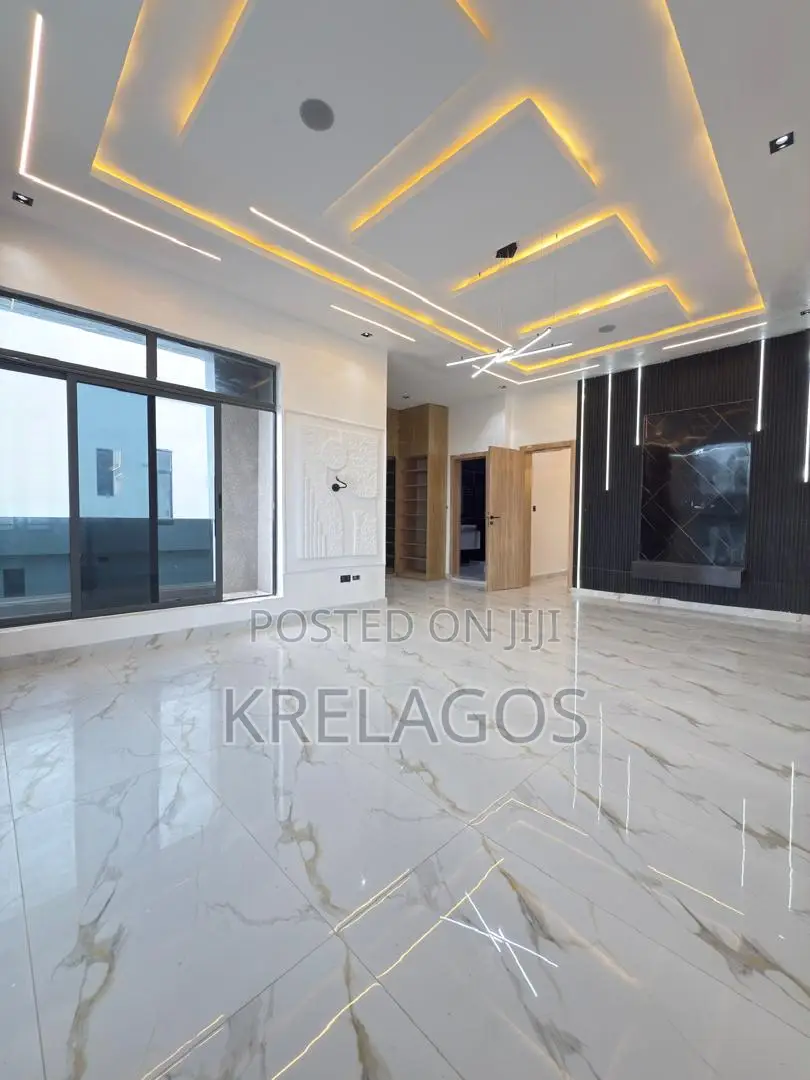 5bdrm Duplex in Ado / Ajah for sale