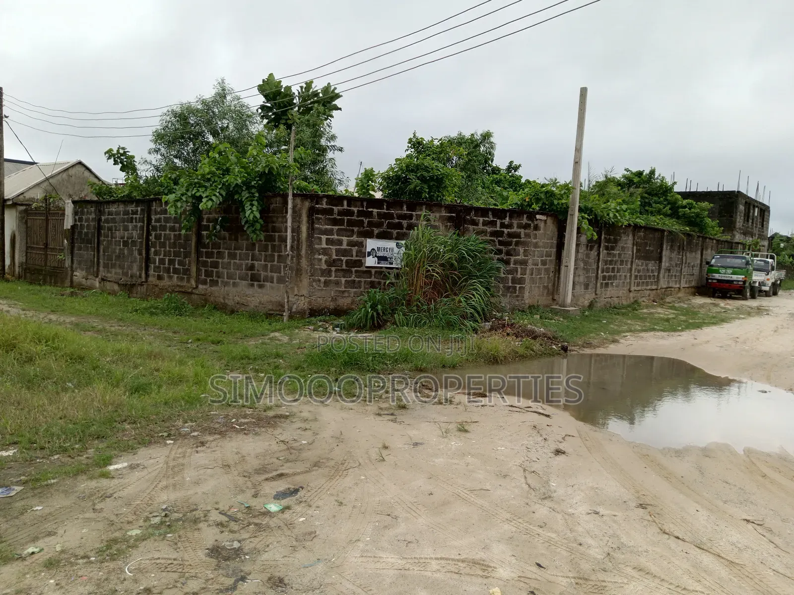 A Plot of Corner Piece Land Beside Ogunfayo Palace for Sale